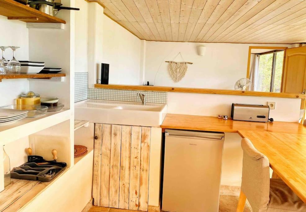 Bas De Villa Au Milieu Des Oliviers. Chateauneuf-Villevieille Buitenkant foto
